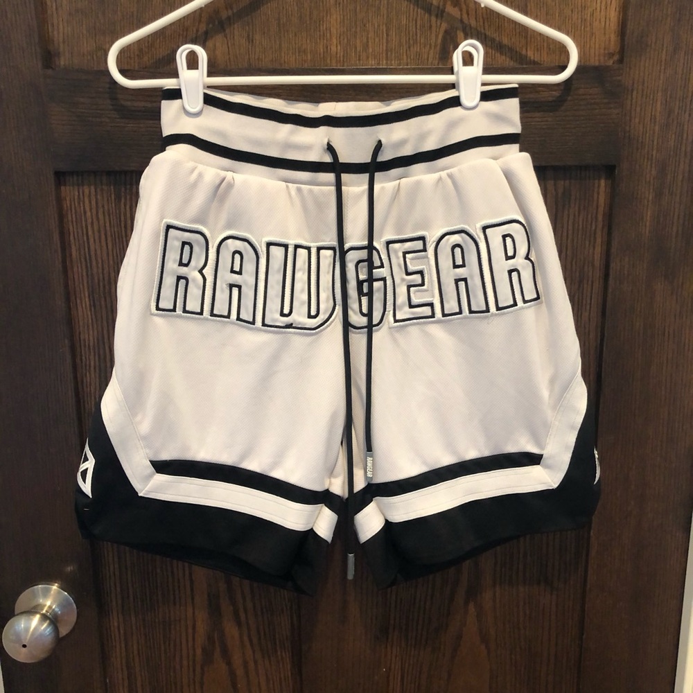 Raw Gear Arhletic Shorts Embroidered White/black Graphic Logo Print Sz Medium